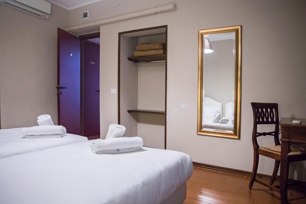 Bastimento Hotel Fiorenzuola d'Arda Exterior photo
